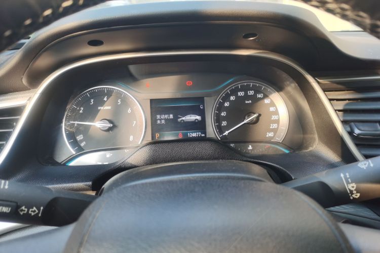 别克 英朗 2018款 18T 自动精英型中控内饰14