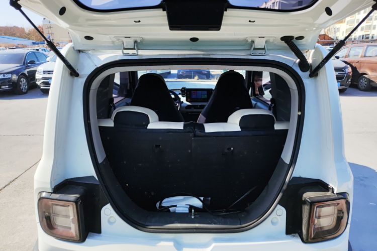 吉利银河 2024款 200km 熊猫骑士机舱底盘23