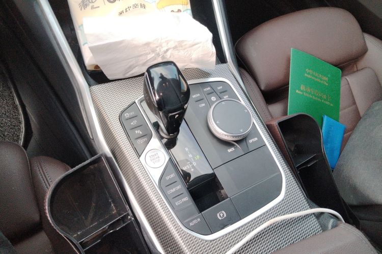 宝马3系 2021款 325Li M运动曜夜套装中控内饰18