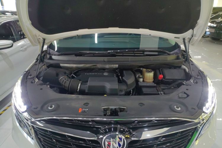 别克GL8 2022款 ES陆尊 653T 舒适型机舱底盘24