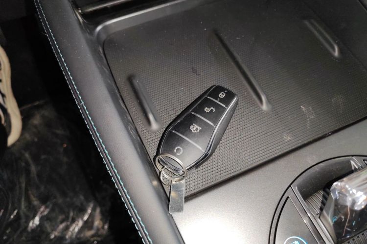 比亚迪 海豹06新能源 2024款 DM-i 120KM尊荣型中控内饰11