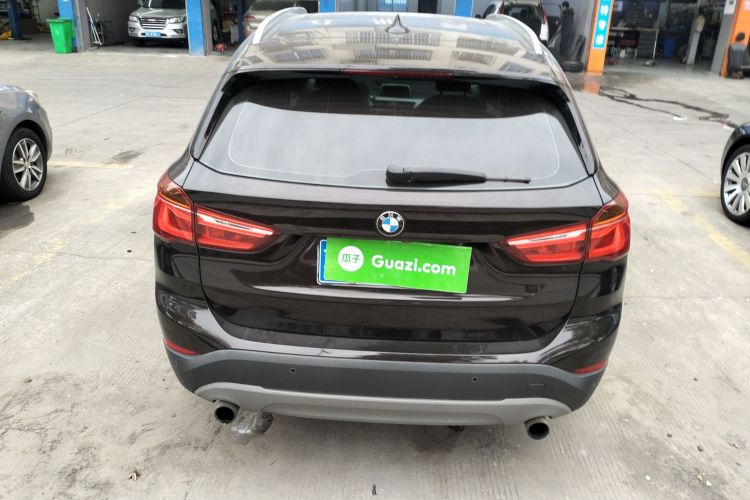 宝马X1 2018款 sDrive20Li 领先型车身外观6