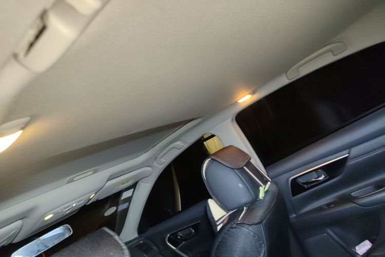 日产 天籁 2016款 改款 2.0L XL舒适版中控内饰22