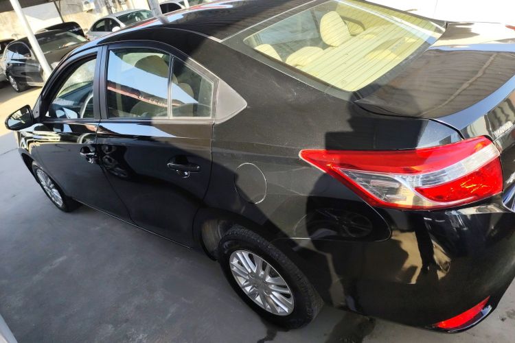 丰田 威驰 2014款 1.3L 手动型尚版车身外观4