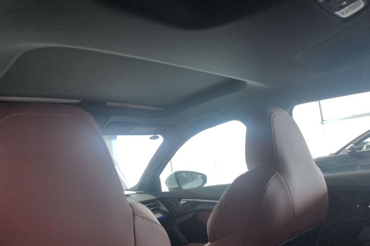 奥迪A3 2025款 A3L Limousine 35TFSI 飞驰尊享型中控内饰22