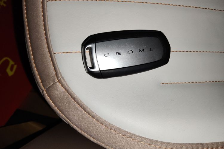 吉利银河 2023款 熊猫mini 200km 耐力熊中控内饰11