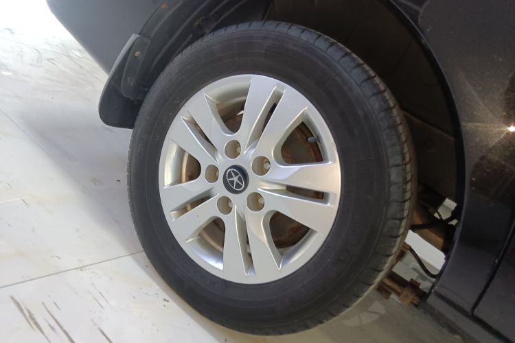 江淮瑞风 瑞风M3 2016款 宜家版 1.6L 豪华智能型车身外观6008