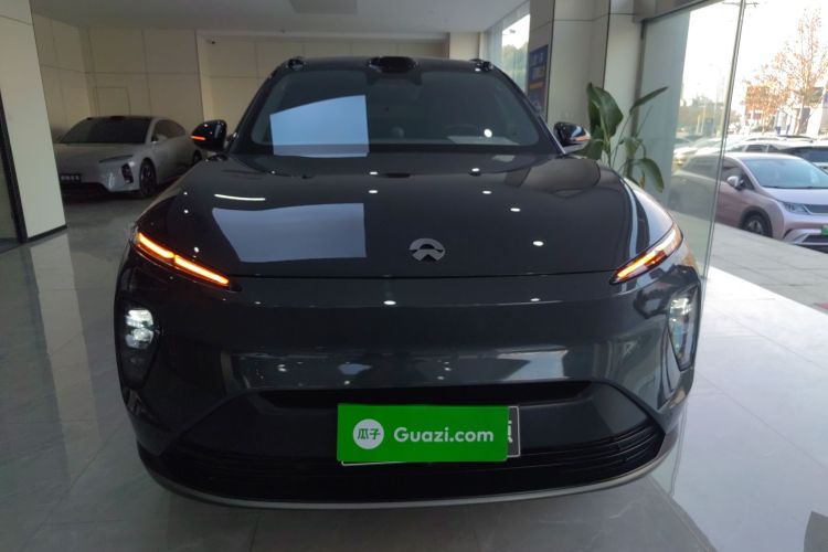 蔚来ES8 2023款 100kWh 签名版车身外观2