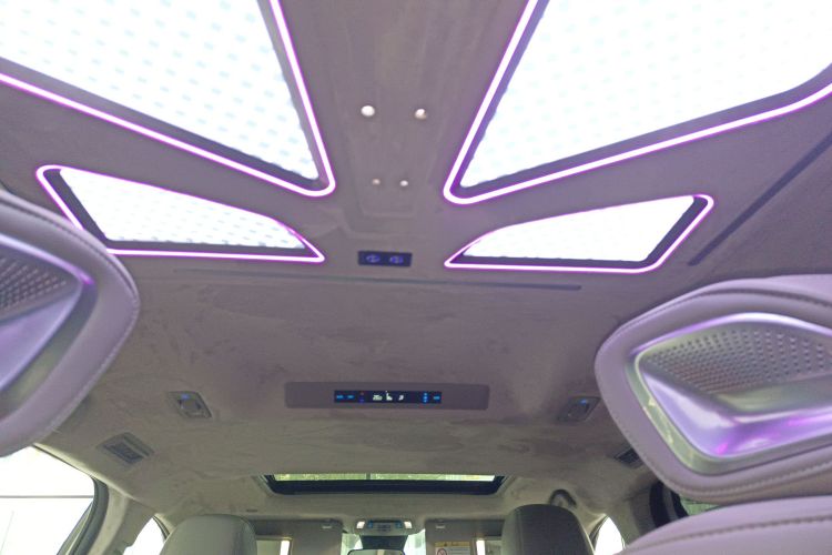 丰田 赛那SIENNA 2021款 2.5L混动 舒适版中控内饰22