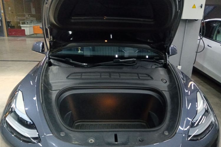 特斯拉 Model Y 2022款 改款 后轮驱动版局部细节24