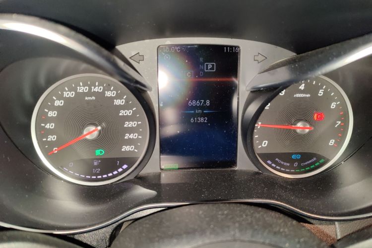 奔驰C级 2019款 C 260 运动版中控内饰15