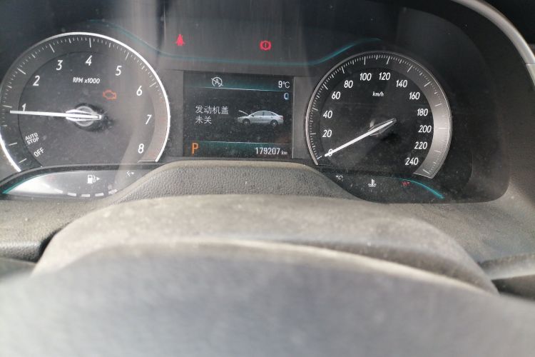 别克 英朗 2015款 18T 双离合豪华型中控内饰15