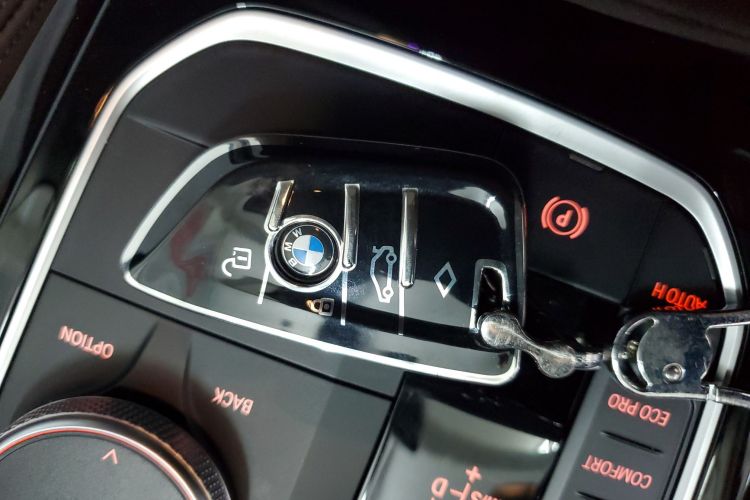 宝马X3 2022款 改款 xDrive25i M运动套装中控内饰7001