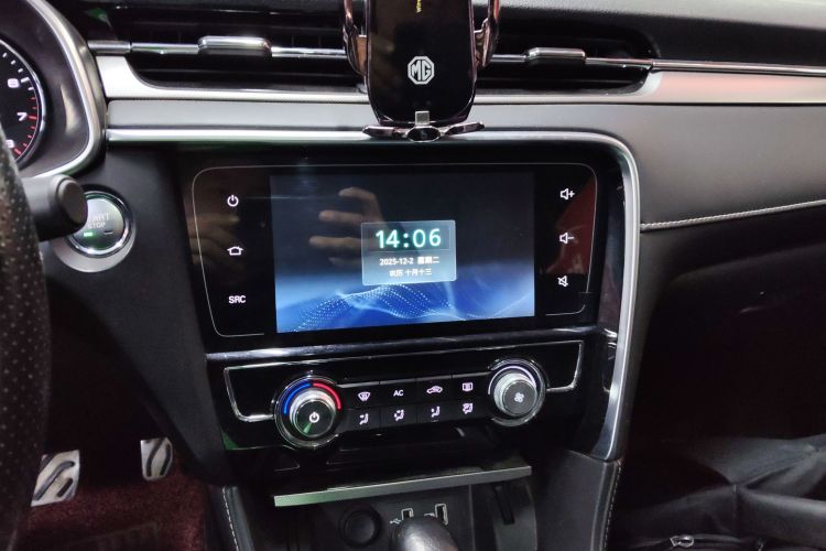 名爵 MG6 2019款 20T 自动运动版中控内饰16