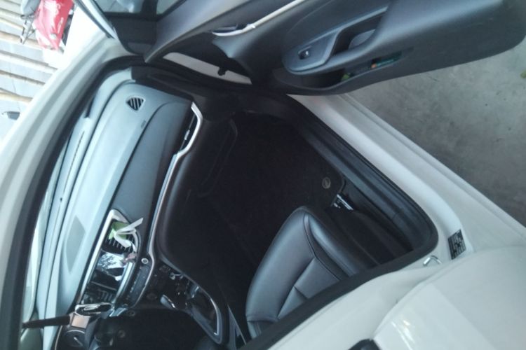 别克 英朗 2021款 改款 典范 1.5L 自动精英型局部细节9005