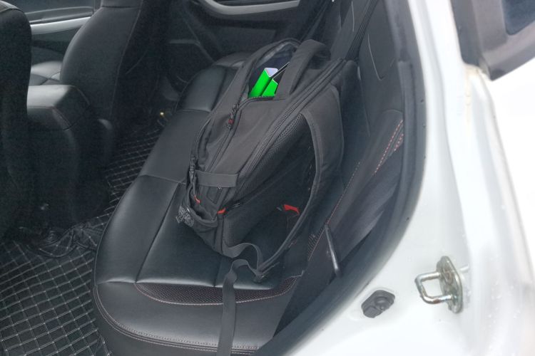 长安CS35 2016款 1.6L 手动豪华型 国IV中控内饰21