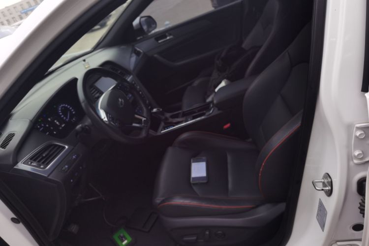 现代 索纳塔 2015款 1.6T GLS智能型局部细节19