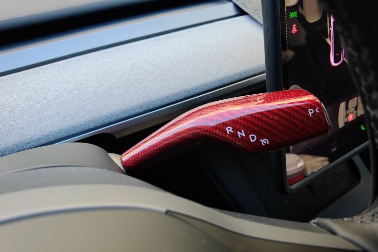 特斯拉 Model Y 2024款 后轮驱动版中控内饰18