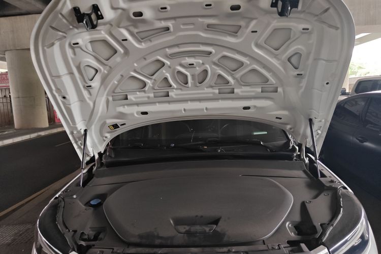 沃尔沃XC40新能源 2023款 长续航版 PRO机舱底盘24