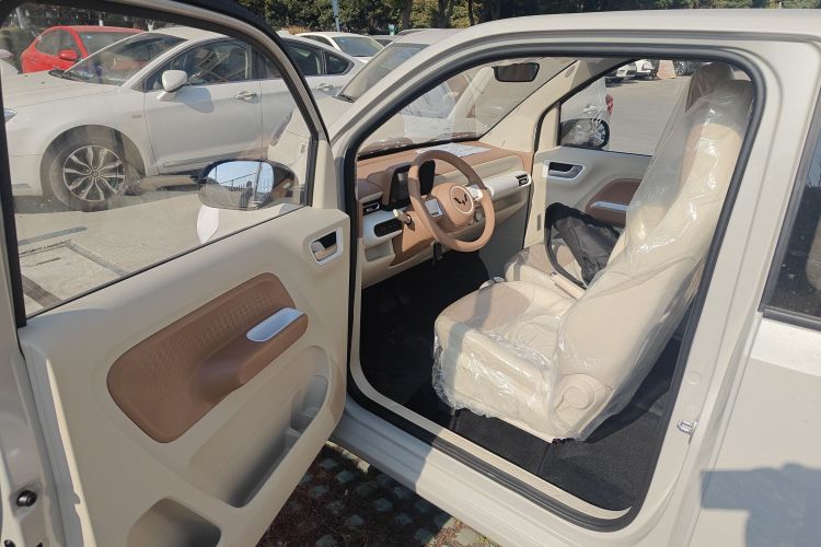 五菱汽车 宏光MINIEV 2024款 第三代 215km 青春版中控内饰7003