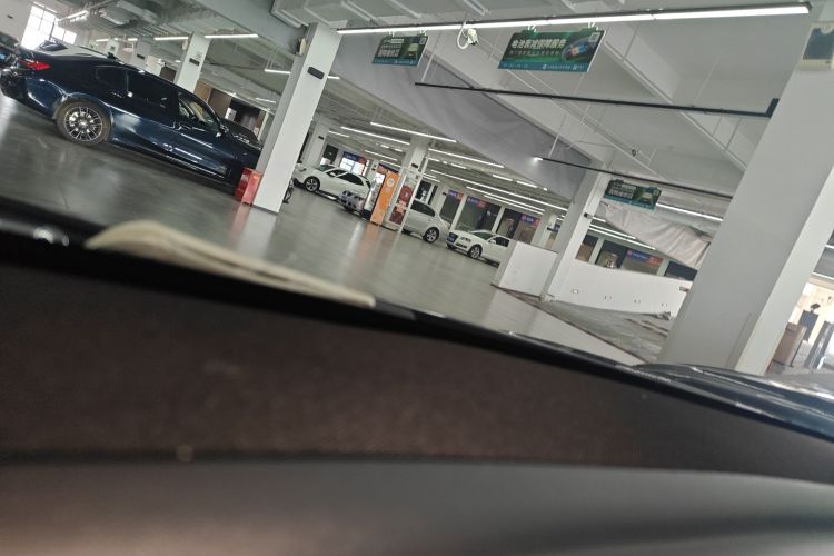 特斯拉 Model 3 2021款 改款 标准续航后驱升级版 3D1中控内饰7001