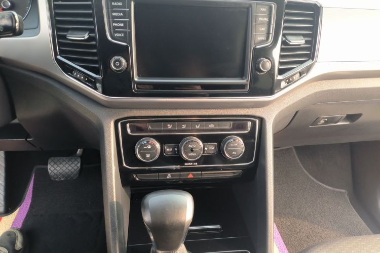 大众 途昂 2017款 380TSI 四驱舒适版中控内饰16