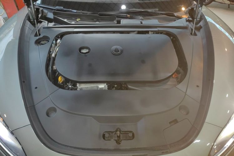 腾势Z9GT 2024款 1100四驱Max版局部细节24