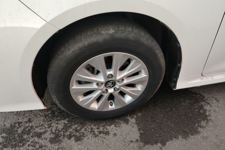 丰田 卡罗拉 2019款 1.2T S-CVT GL-i精英版车身外观6007