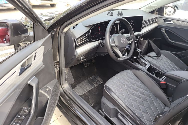 大众 速腾 2023款 200TSI DSG超越版中控内饰7003