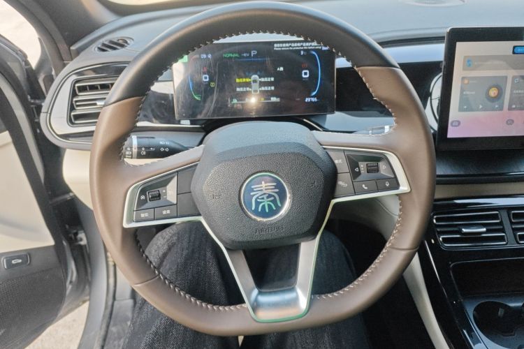 比亚迪 秦PLUS 2024款 荣耀版 DM-i 55KM领先型局部细节13