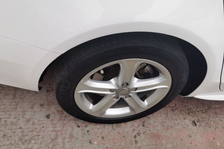 奥迪A4L 2015款 45 TFSI quattro个性运动型车身外观6008