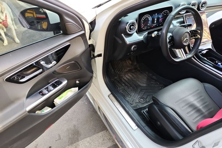 奔驰C级 2022款 改款 C 260 L 运动版中控内饰20