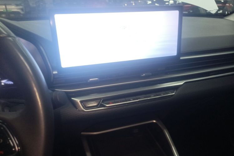 吉利汽车 帝豪 2023款 第4代冠军版 1.5L CVT尊贵型中控内饰16