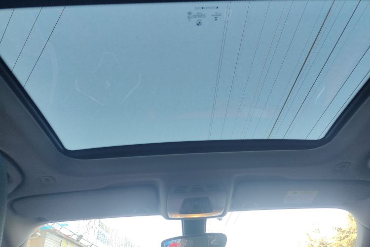 宝马X1 2018款 sDrive18Li 时尚型中控内饰22