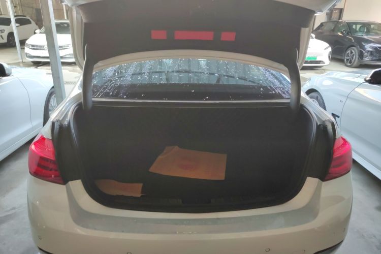 宝马3系 2018款 320Li 时尚型局部细节23