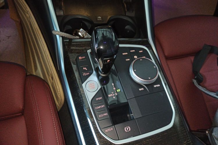 宝马3系 2021款 改款二 325Li M运动套装局部细节18