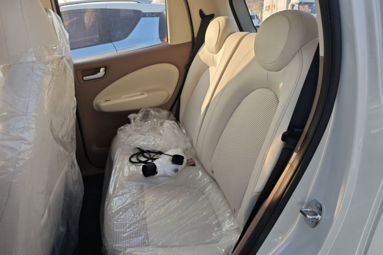 五菱汽车 宏光MINIEV 2025款 四门版 进阶款中控内饰21