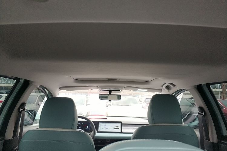 吉利几何E萤火虫 2024款 301km 星光中控内饰22