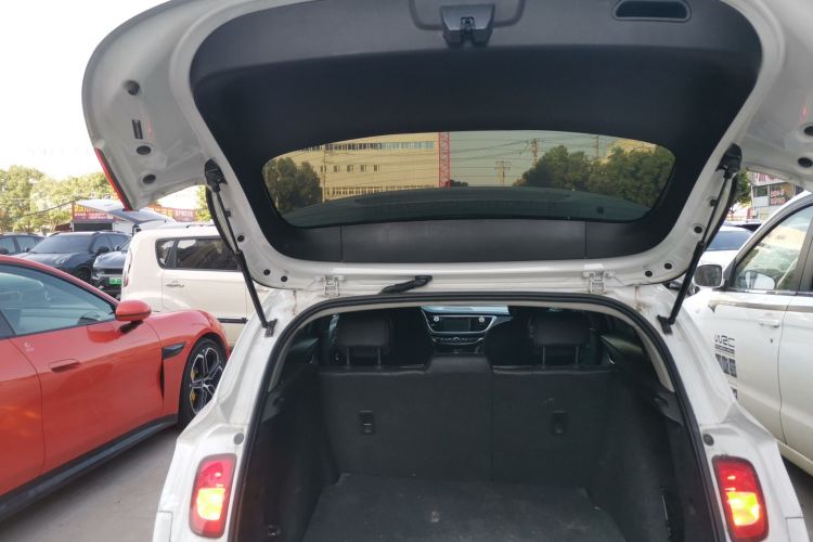 别克 阅朗 2019款 18T 自动互联精英型 国VI局部细节23