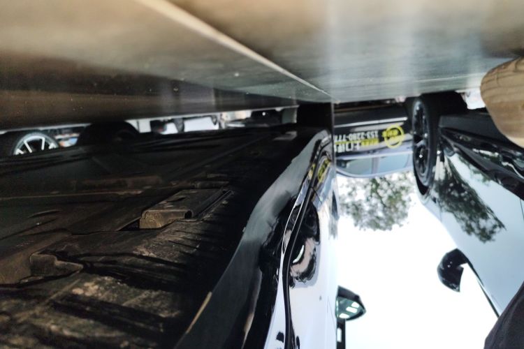 腾势Z9GT 2024款 1100四驱Max首发版局部细节9002