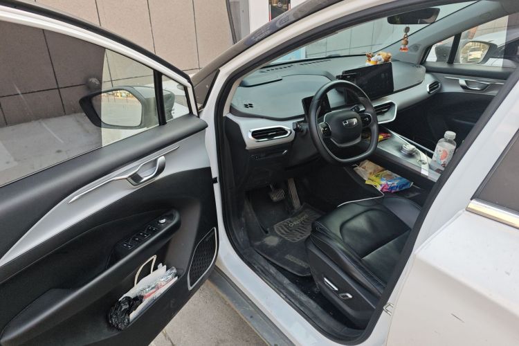 吉利几何C 2022款 550KM 西柚Pro中控内饰20