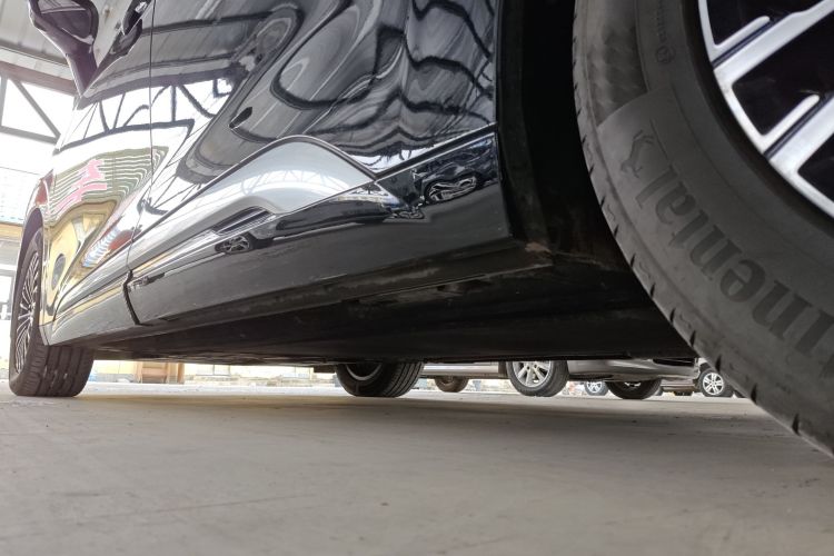 腾势D9 2024款 DM-i 1050 尊享型局部细节9002