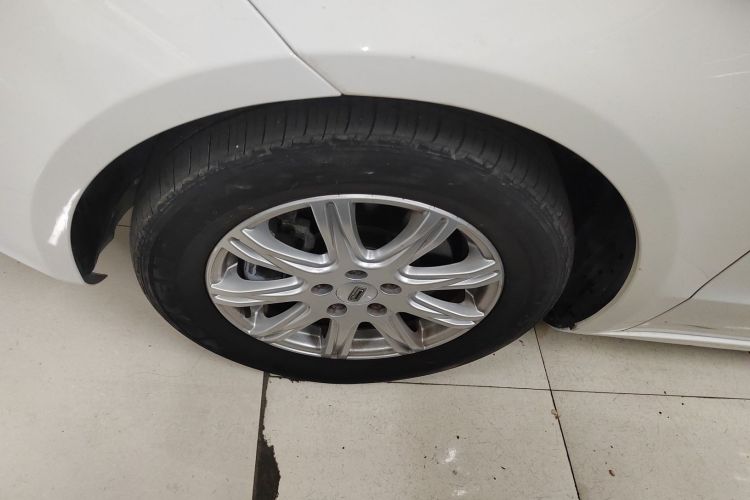 观致3 2018款 三厢 1.6L 自动领先型车身外观6007