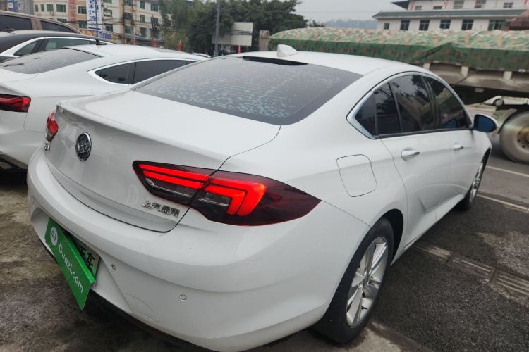 别克 君威 2017款 20T 精英型车身外观7