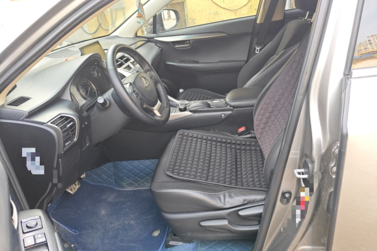 雷克萨斯NX 2015款 200 前驱 锋行版中控内饰19