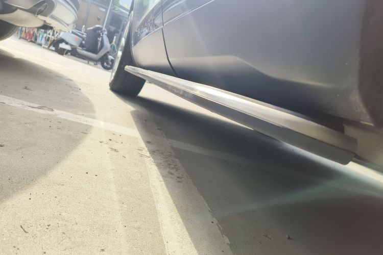 路虎 发现神行 2016款 2.0T HSE局部细节9002