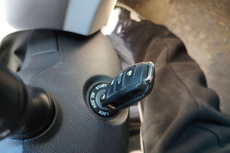 江淮瑞风 瑞风M4 2022款 2.0TGDI 自动商旅版中控内饰11