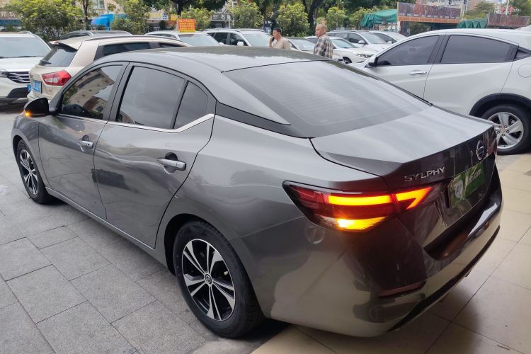 日产 轩逸 2022款 1.6L XL CVT悦享版车身外观4