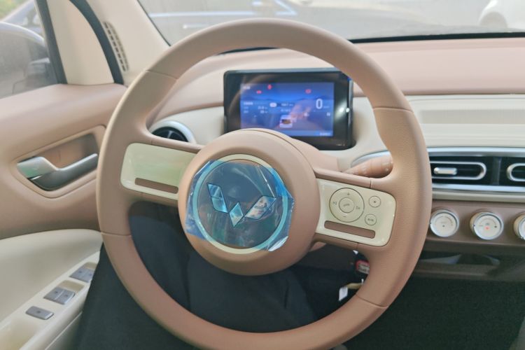 五菱汽车 宏光MINIEV 2025款 四门版 进阶款中控内饰13