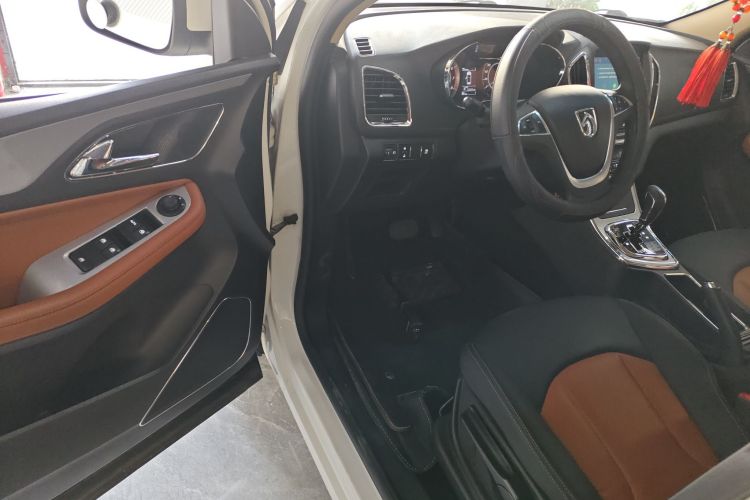 宝骏560 2016款 1.8L iAMT精英型中控内饰7003